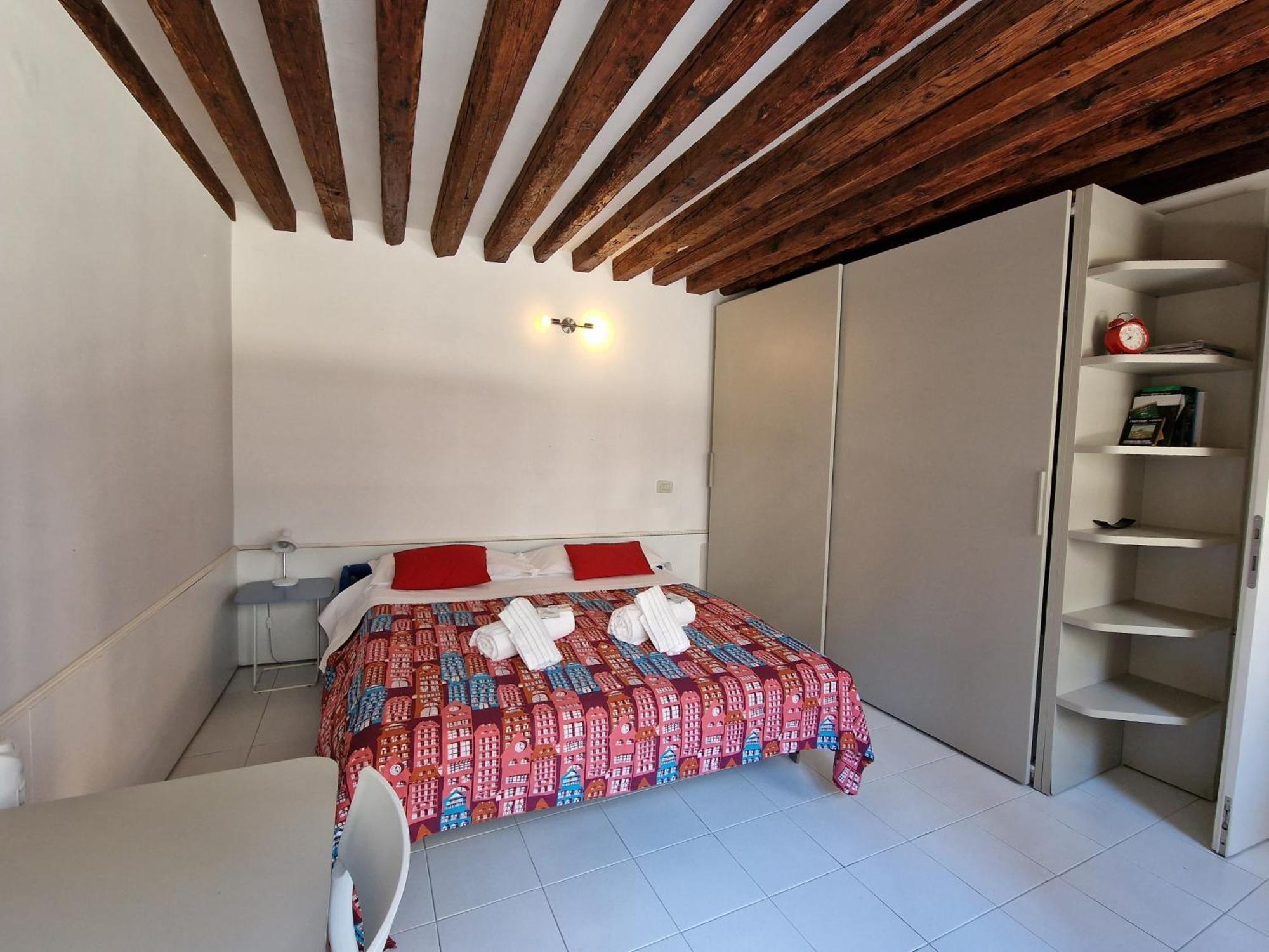 Veneziacentopercento Apartments & Rooms Exterior foto